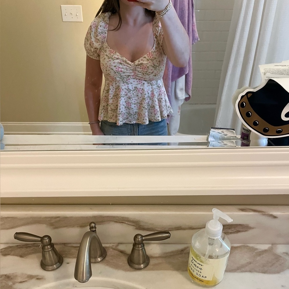 Forever 21 Pink and White Crop Top